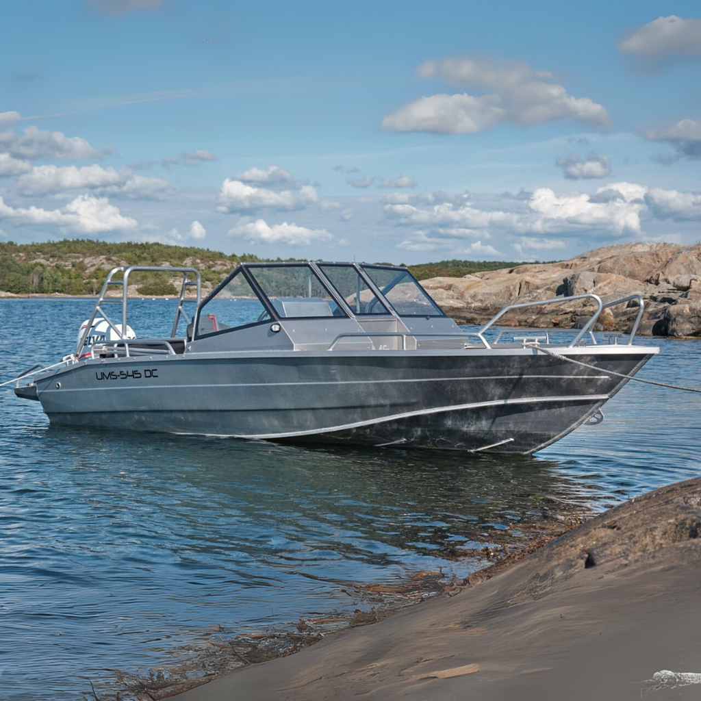 AquaRidge 545 DC Fishing Boat